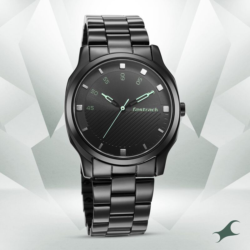 Fastrack NS3255NM02 Stunners Quartz Analog Black Dial Stainless Steel Strap Watch