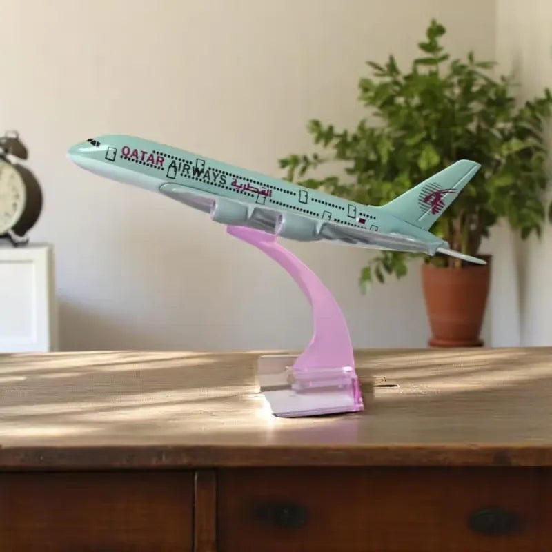 Qatar Airways A380 Metal Aircraft -16cm