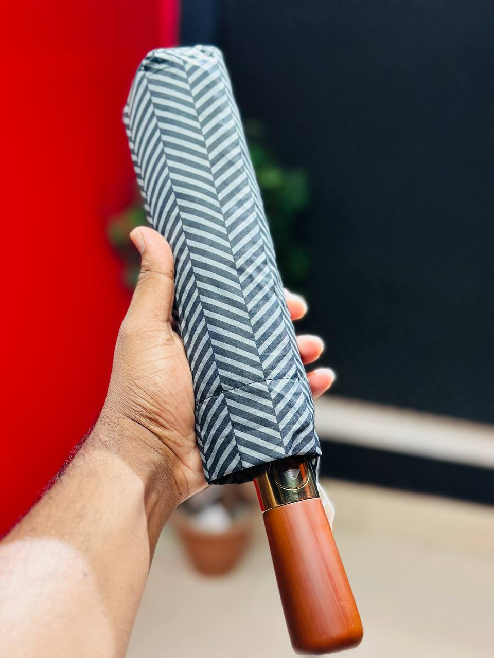 Premium 12-Ribs Automatic Open/Close Wooden colour Handle Umbrella